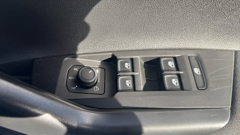 Volkswagen Polo 1.0 TSI Life 5dr Petrol Hatchback